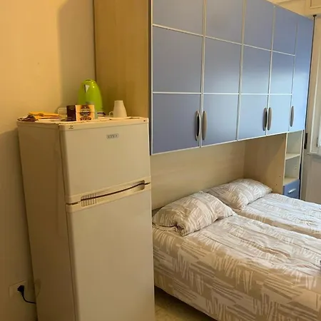 Grazioso Monolocale Zona Porta Romana Appartement Milaan