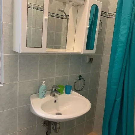 Grazioso Monolocale Zona Porta Romana Appartement Milaan